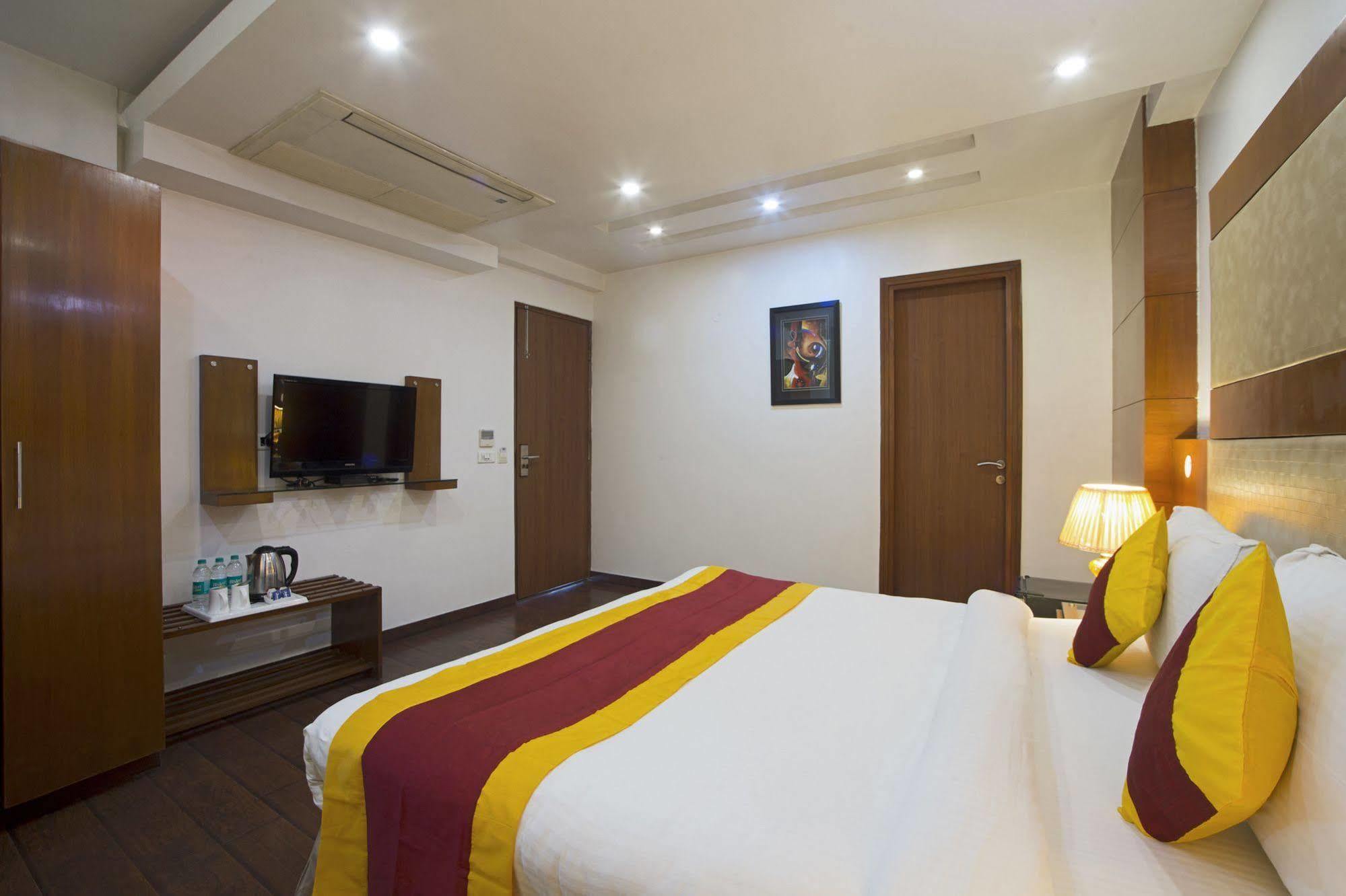 Hotel Palm Do'R - 02 Mins From New Delhi Railway Station Ngoại thất bức ảnh